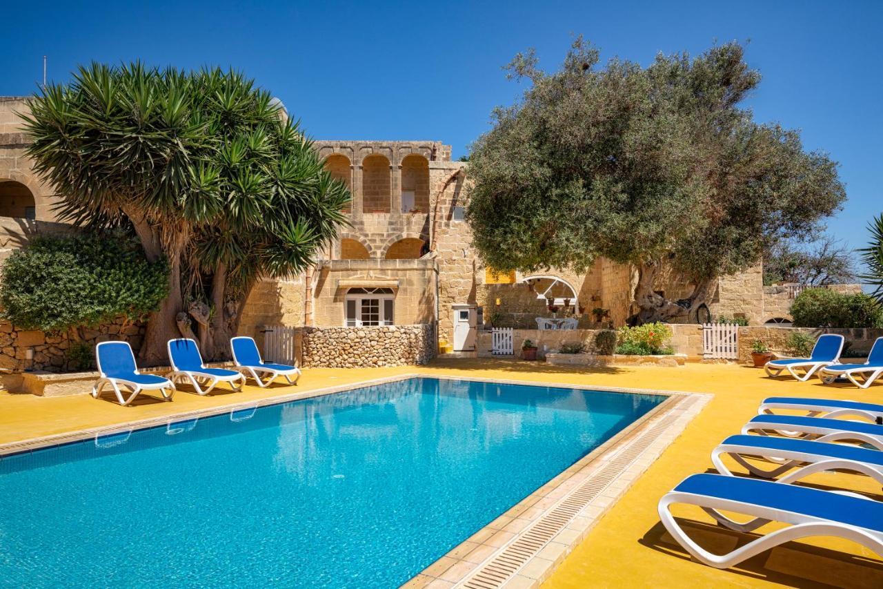 Villa Razzett Ghasri Esterno foto