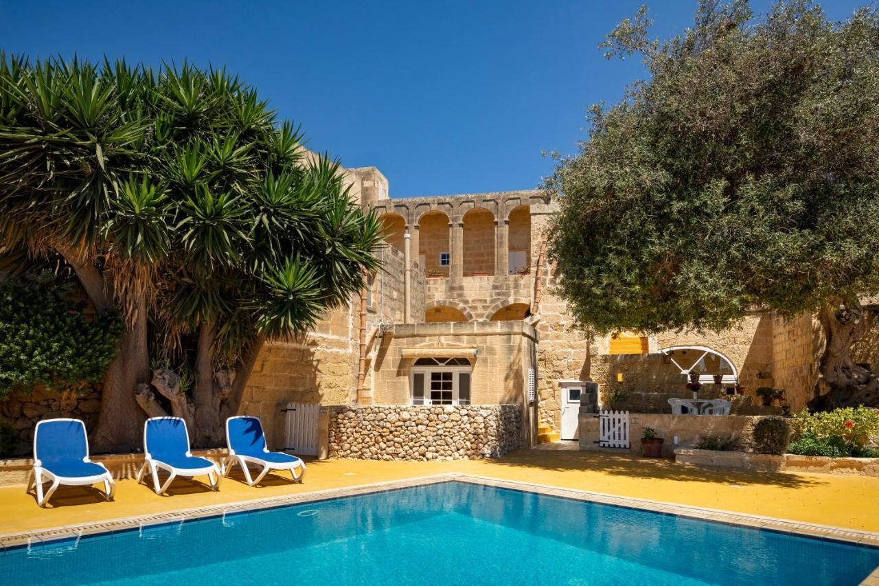 Villa Razzett Ghasri Esterno foto