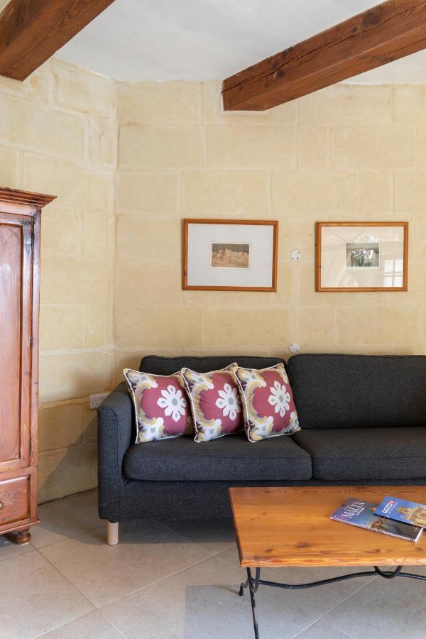 Villa Razzett Ghasri Esterno foto