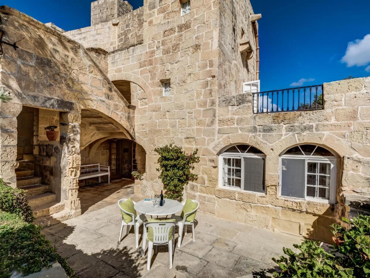 Villa Razzett Ghasri Esterno foto