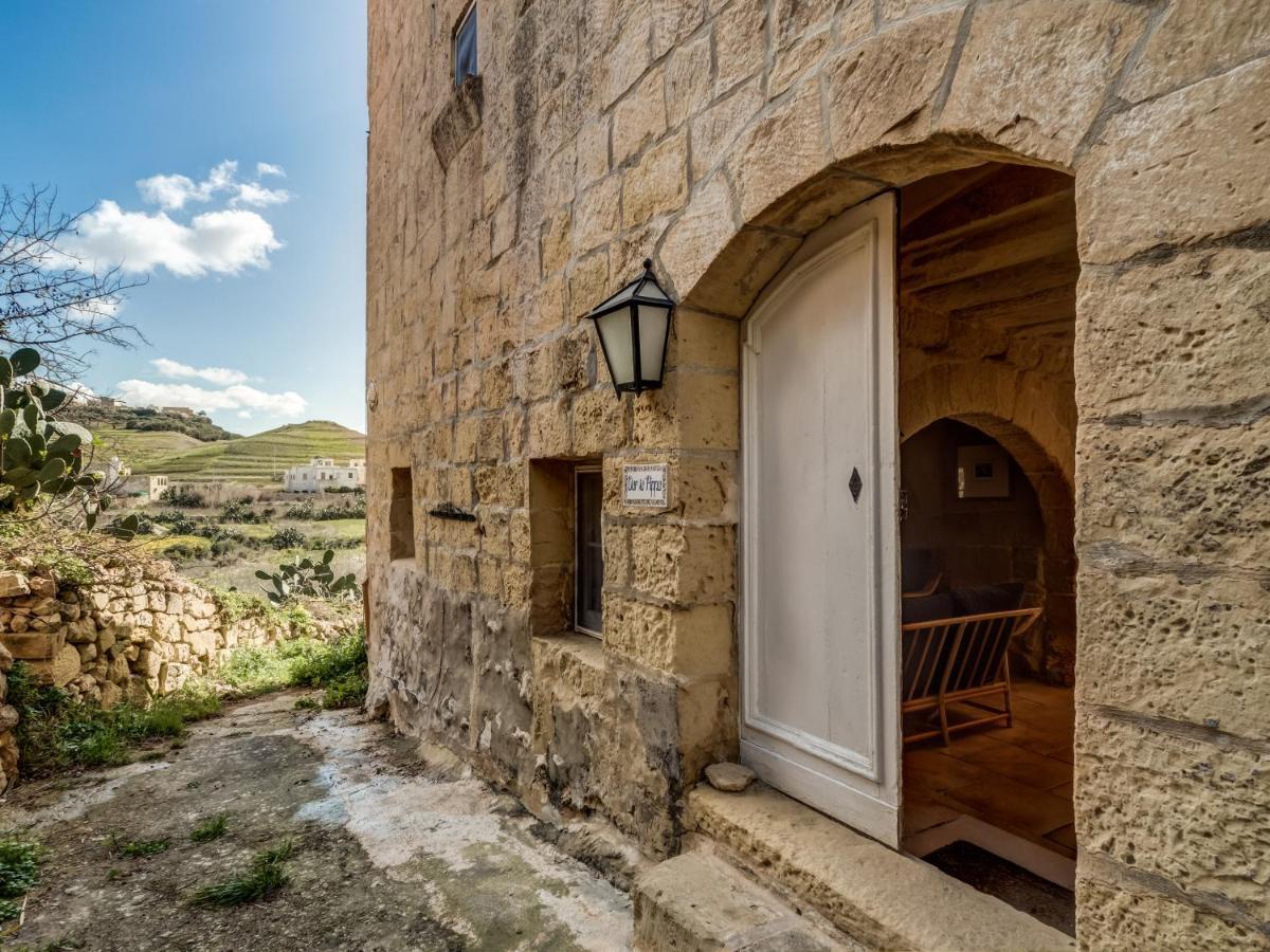 Villa Razzett Ghasri Esterno foto